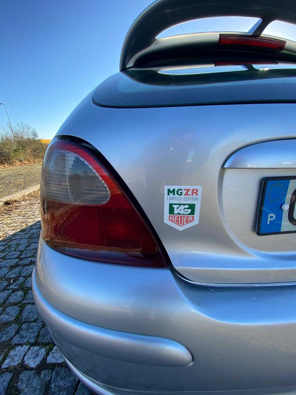 Vendo  MG ZR 1.4i 16v com 105cv a gasolina e GPL ESTÁ A ANDAR