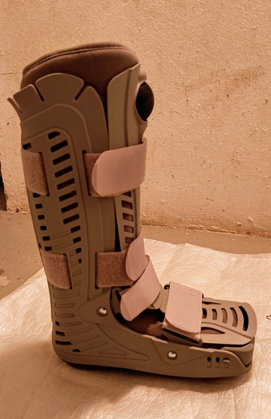 Bota Cat Walker Insuflável