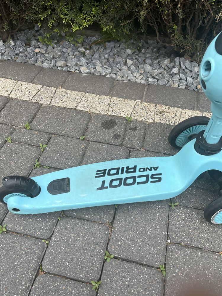 Hulajnoga trójkolowa Scoot and Ride