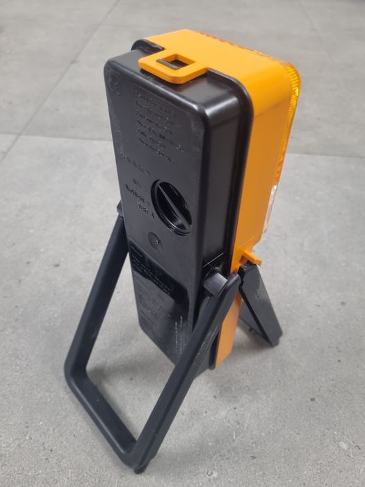 Аварійний ліхтар Мерседес Бенц, А 000 583 33 53
А 000 583 33 53