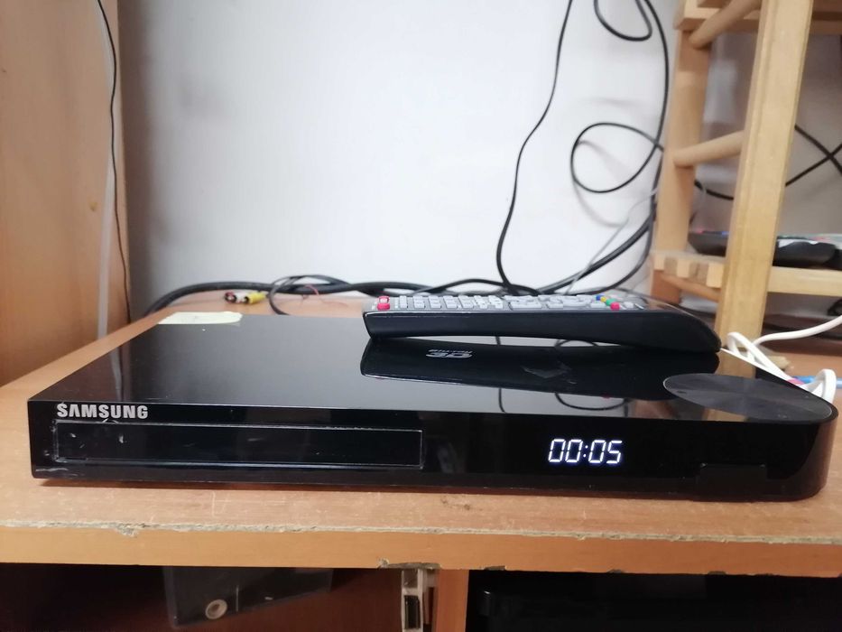 Odtwarzacz Bluray Samsung BD-H6500 pilot