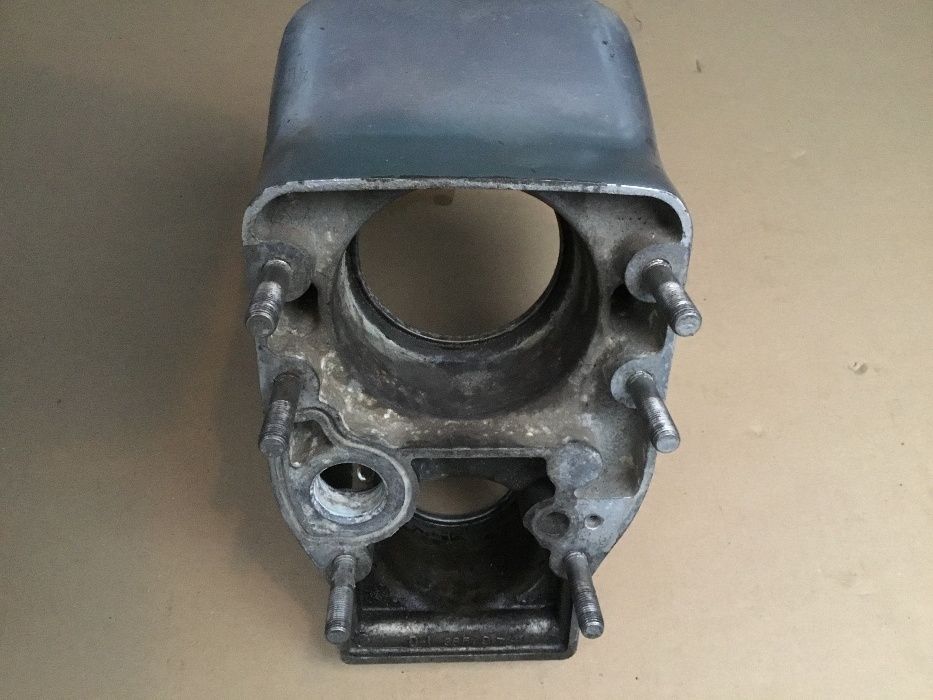 Дзвоноподібний кожух (черепка) Volvo Penta 3850706 38579797 б/у