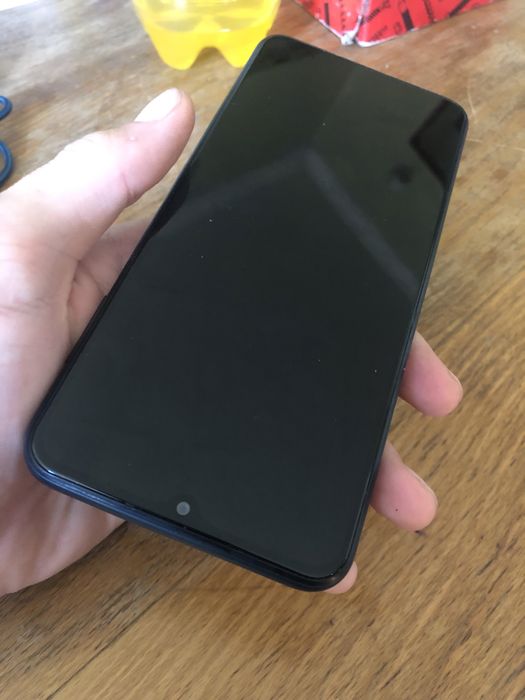Продам телефон Samsung galaxy m13