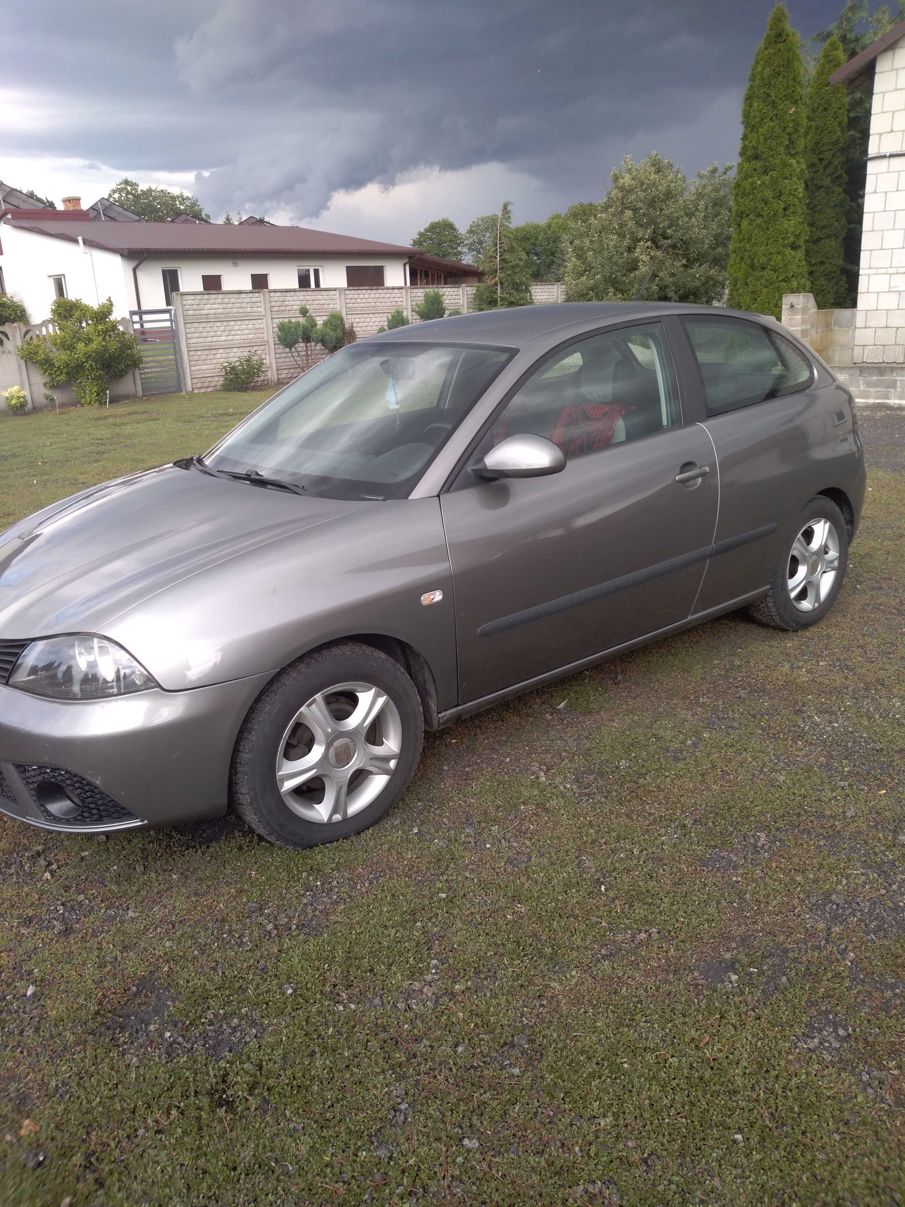 Seat Ibiza 2008 rok