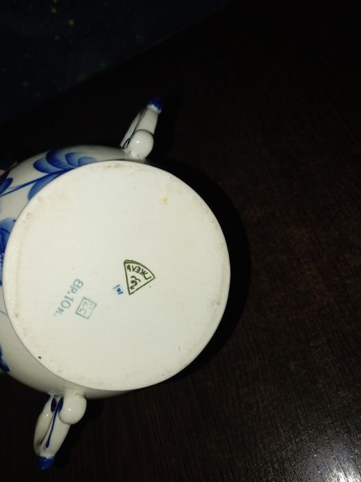 Винтажная фарфоровая сахарница Гжель