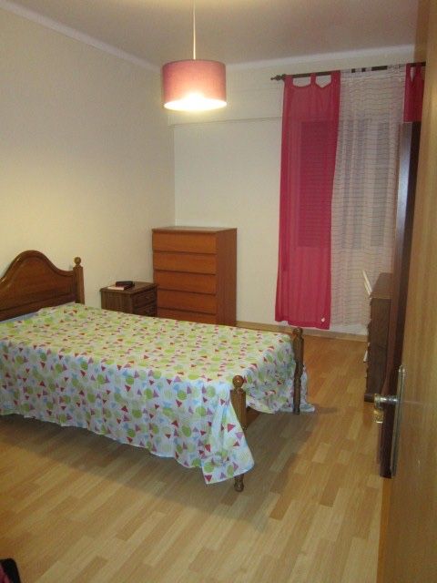 Quarto Faro a rapariga