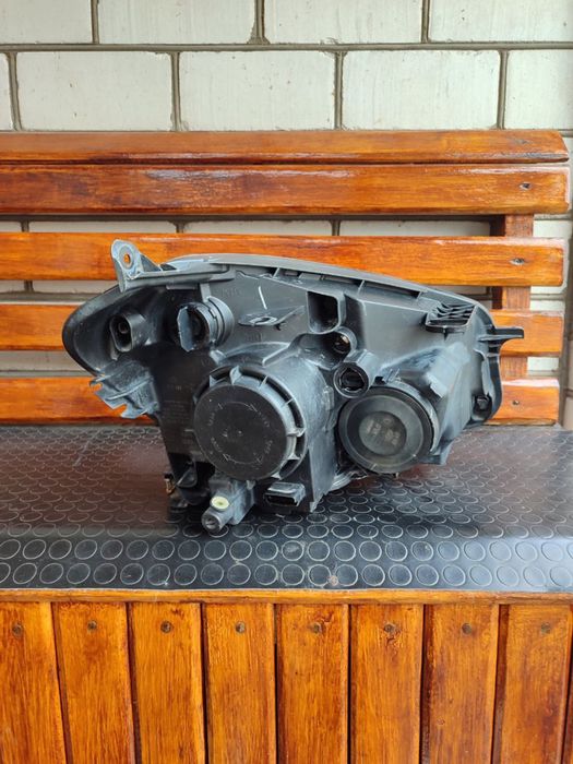 Ліва фара Nissan Qashqai j10