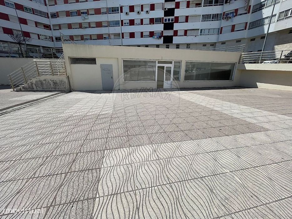 Loja  para arrendamento