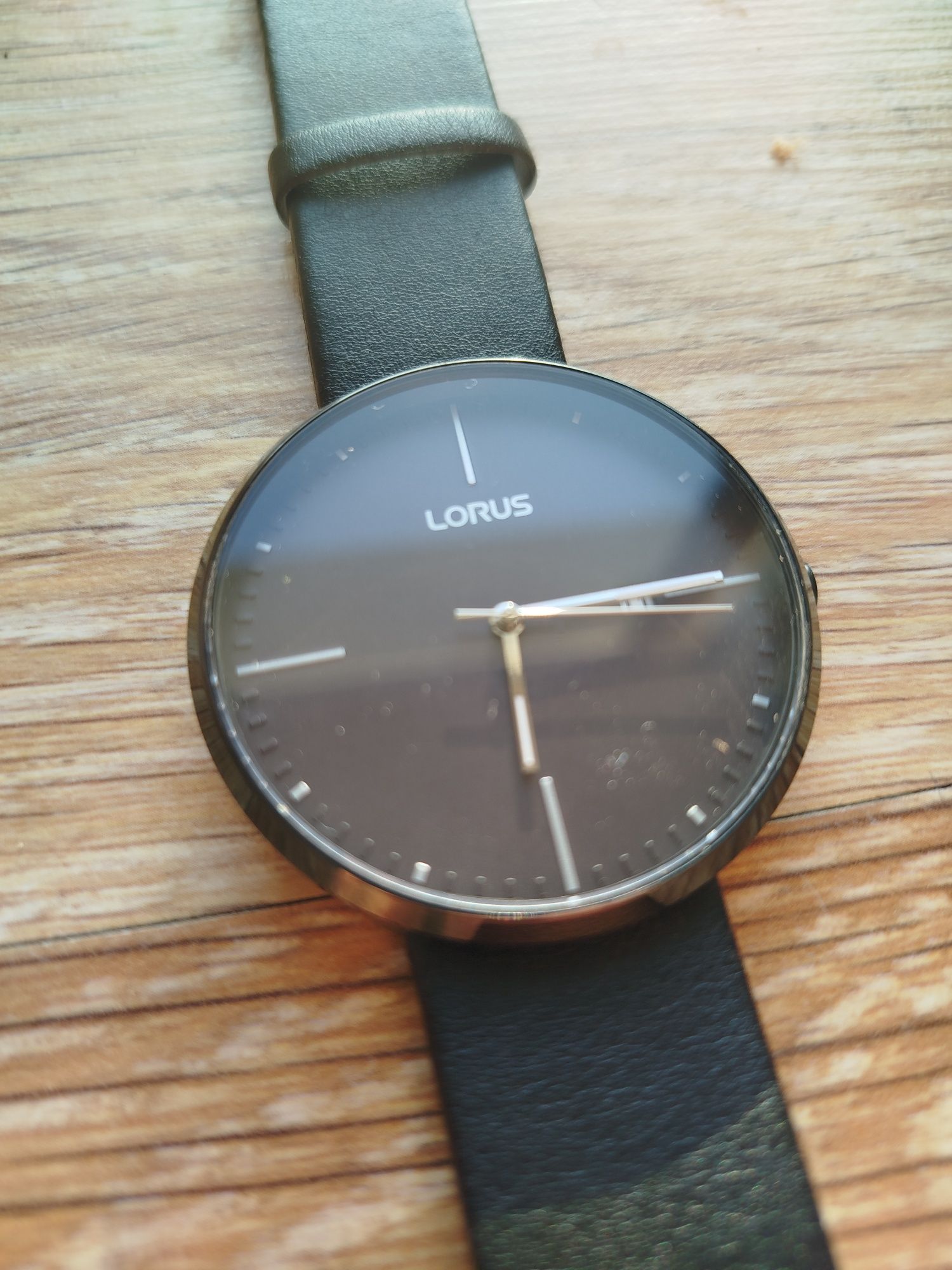 Zegarek Lorus Classic