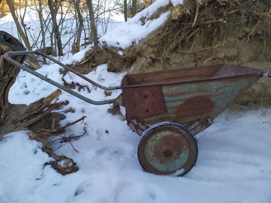 Тачка садовая двухколёсная