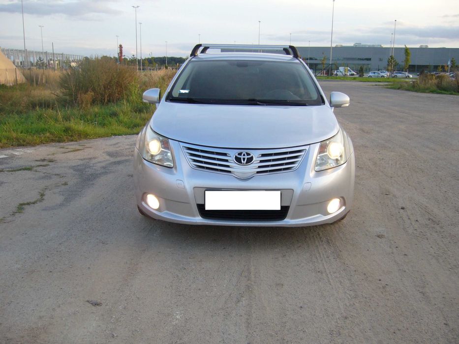 Toyota Avensis * D4D * 2009 * klimatronic * zadbana * zarejestrowana