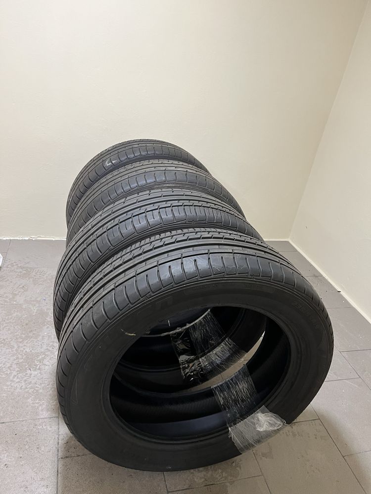 falken azenis 235/55 r19