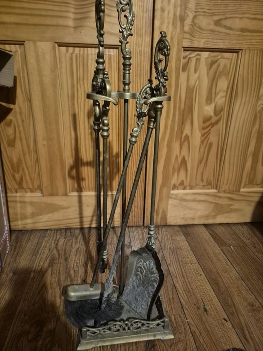 Продам старинный набор для камина