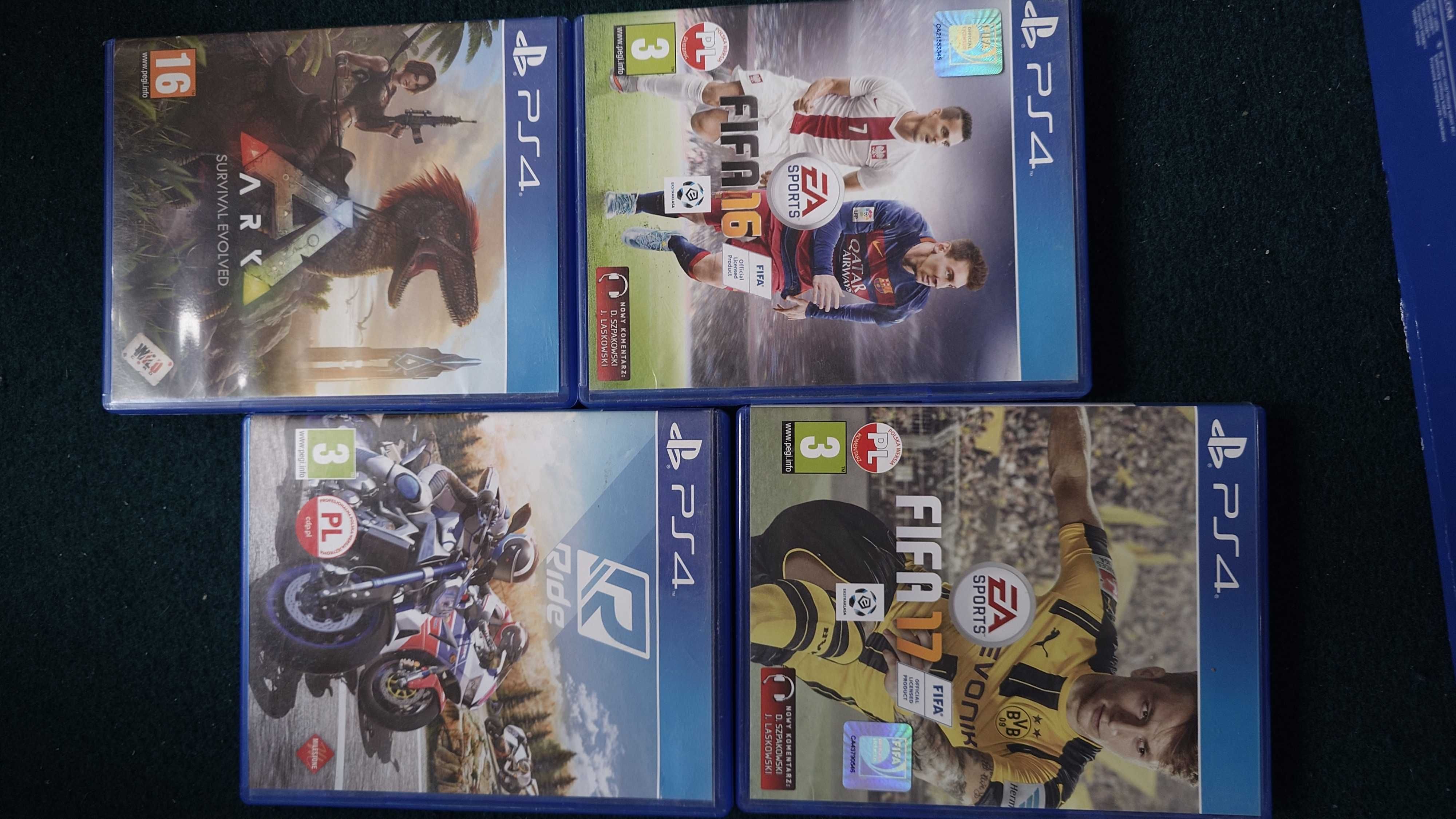 Konsola PS4 Pro 1TB jak nowa