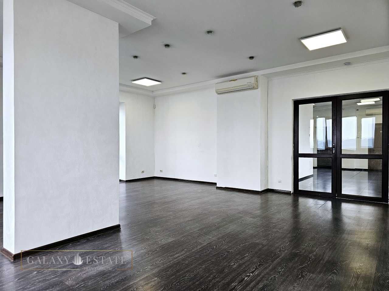 Оренда, Офіс закритого типу 292м²,вул.Раїси Окіпної 10а,м. Лівобережна