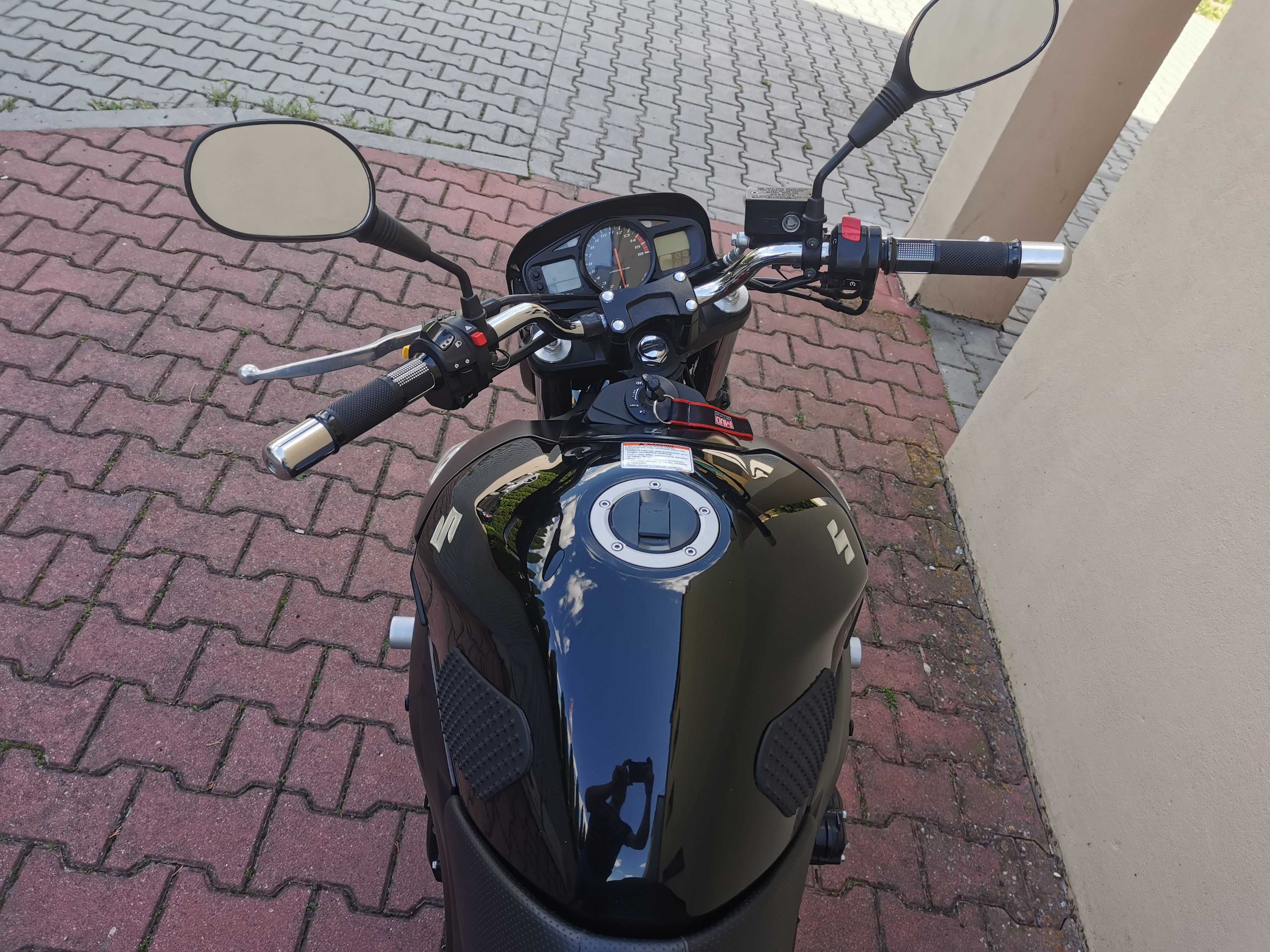 Suzuki GSR 600 z 2010r.