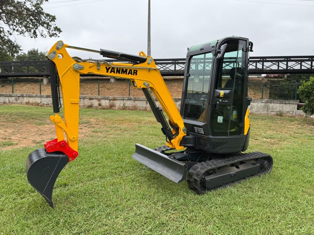 Mini escavadora yanmar 2.5 tn
