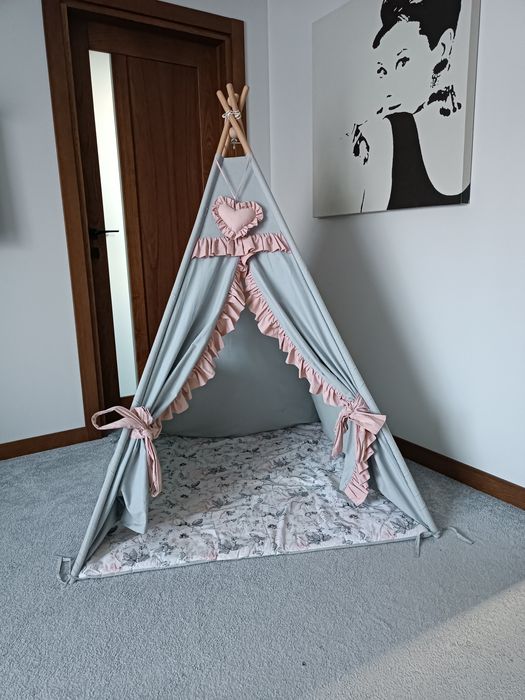 Namiot tipi dla dziewczynki