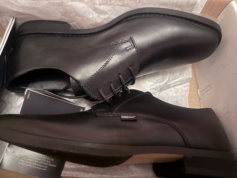 Чоловіче взуття нове