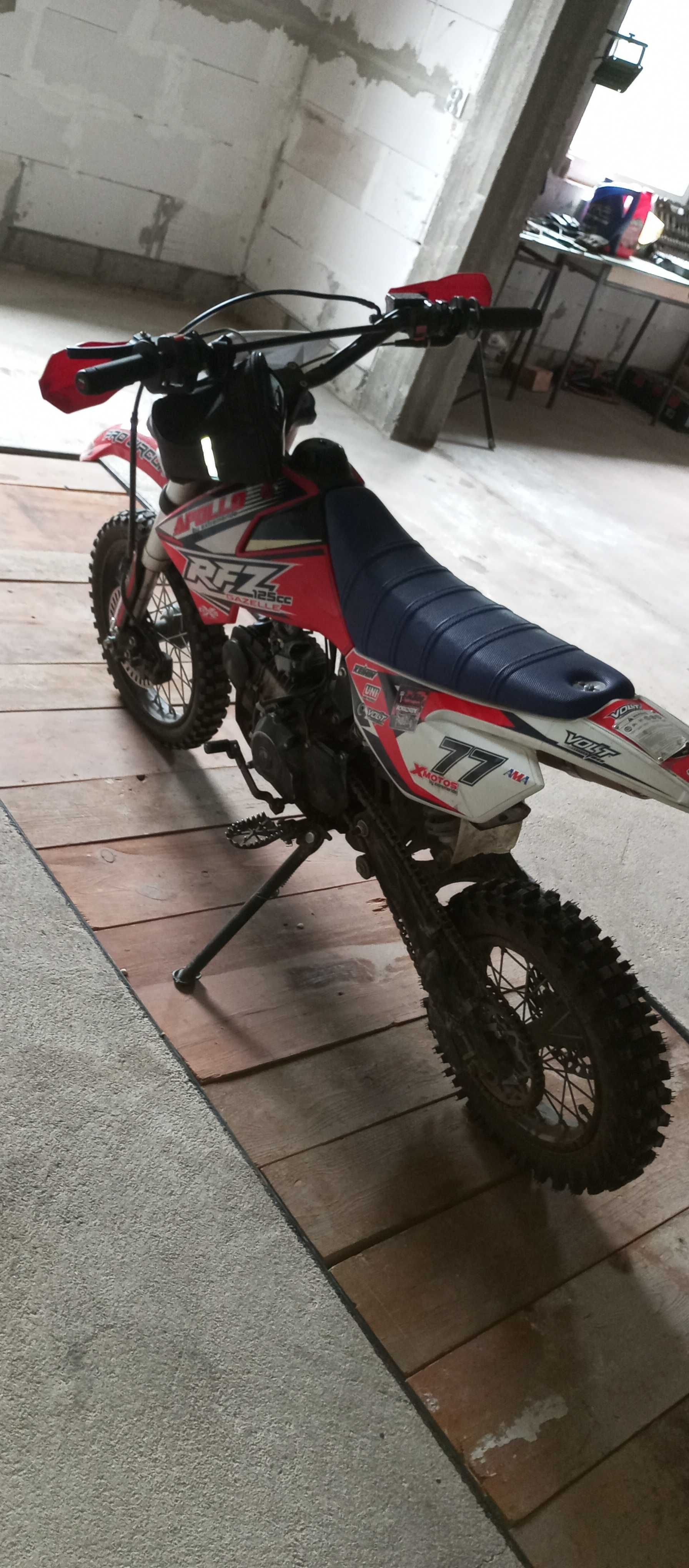 Cross  APOLLO RFZ 125cc