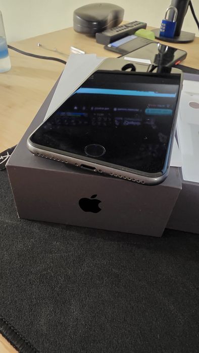 IPhone 8 Plus 64 Gb Preto