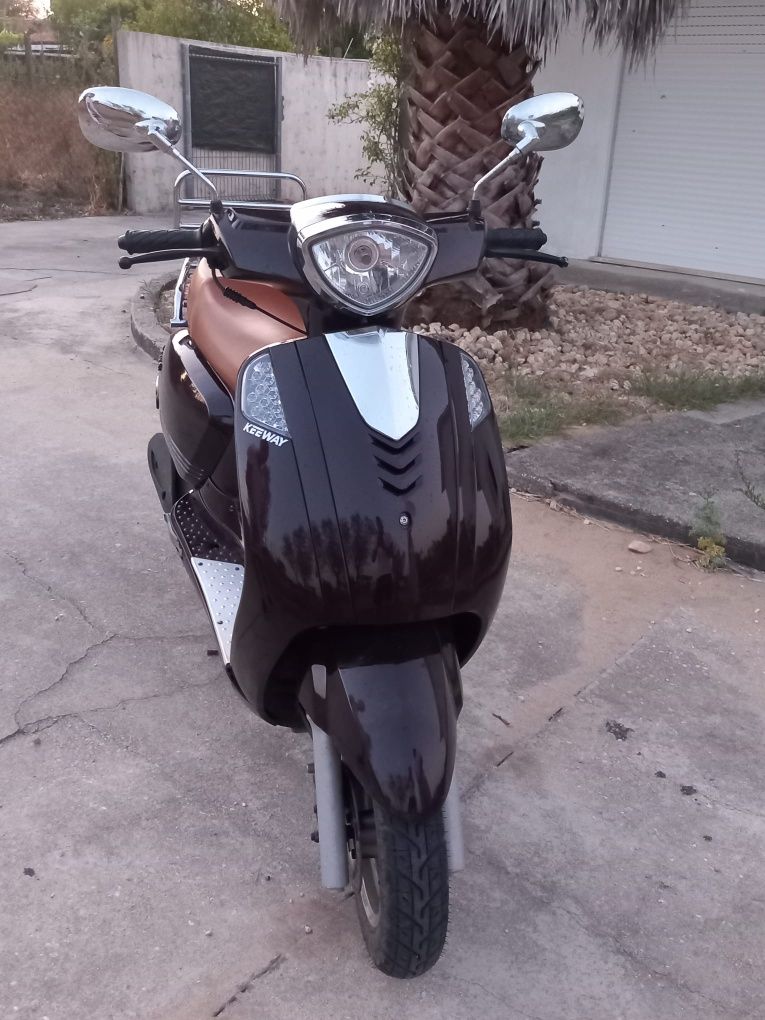 Scooter Agora 50Cc