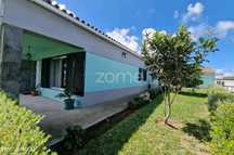 Moradia T4 em Fenais da Ajuda
