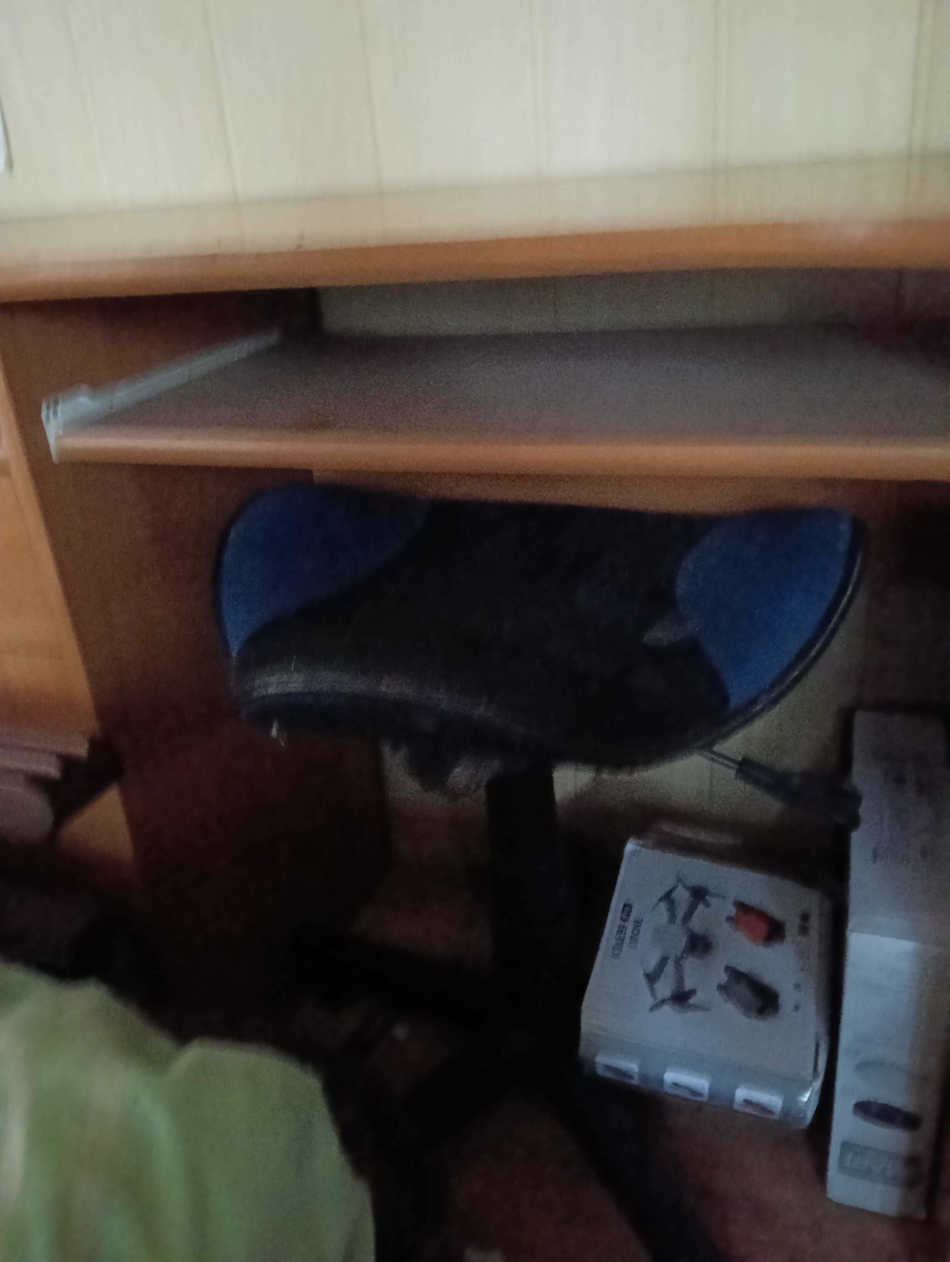 Biurko nowe bardzo tanio sprzedam bardzo dobry