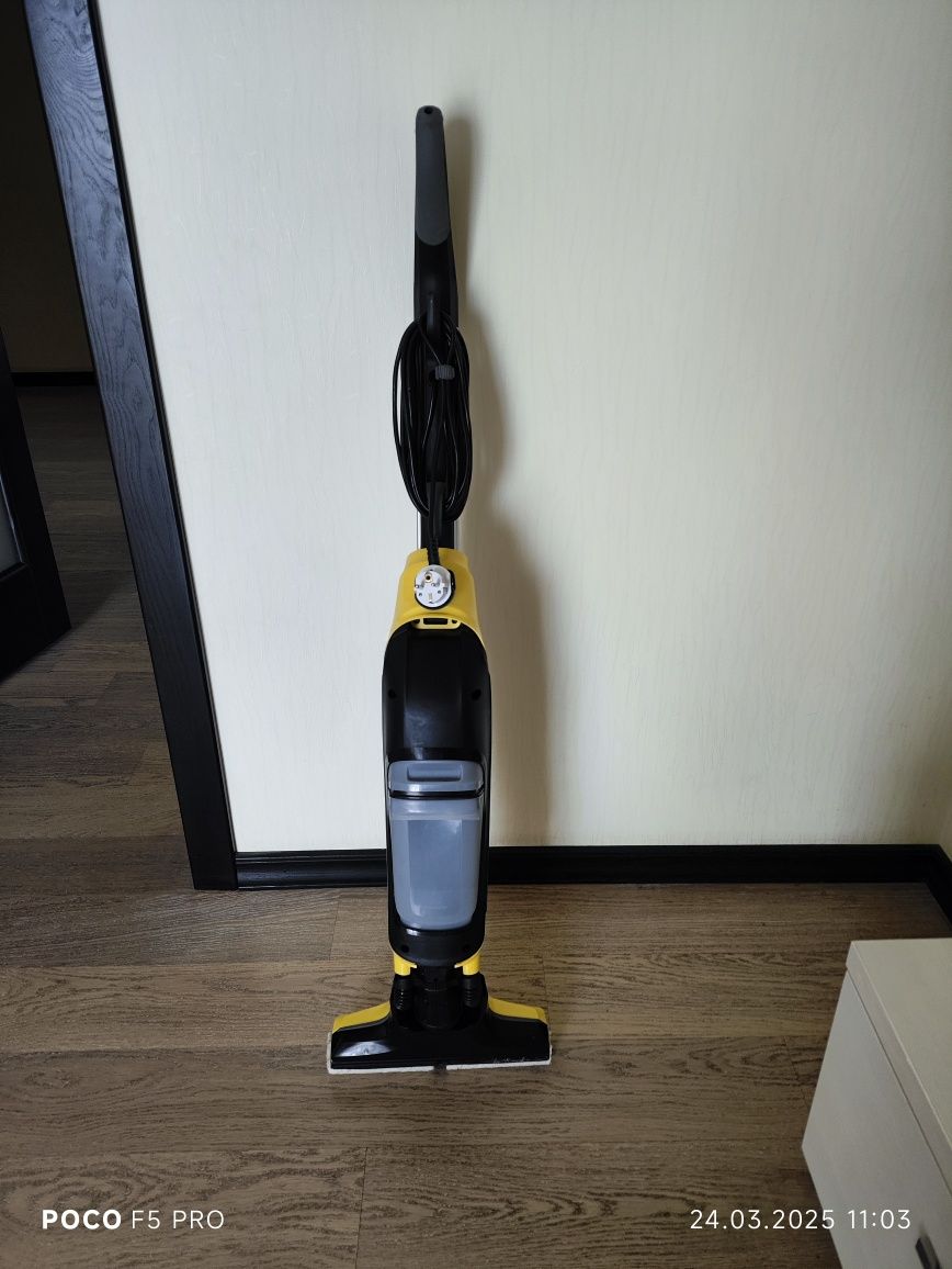 Электрошвабра/вертикальний миючий пилосос Karcher FC 5