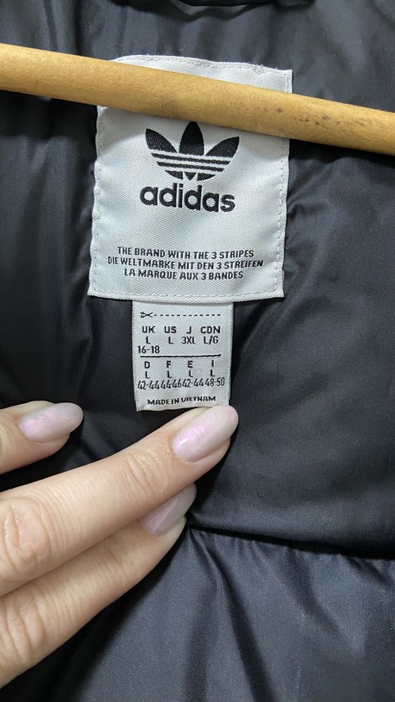 Пухова куртка adidas Originals