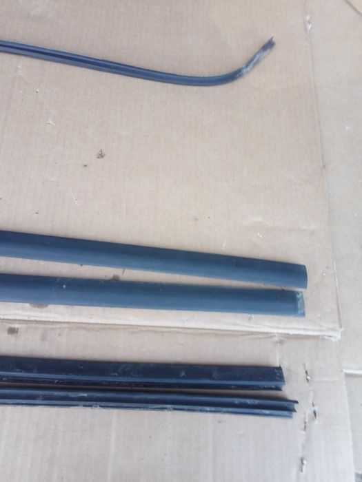 toyota RAV4 III 06-12 uszczelki dachu szyby komplet