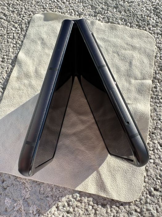 Moto Razr 2024 8/256