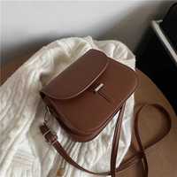 Жіноча класична сумочка чорна ; коричнева