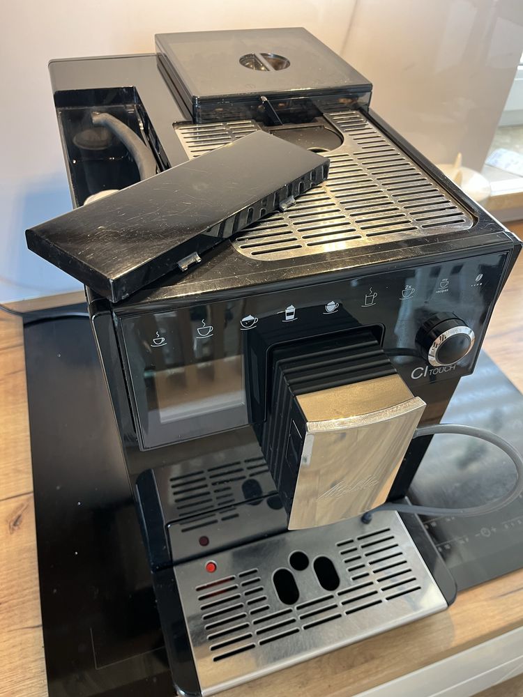 Ekspres automatyczny cisnieniowy Melitta Ci touch