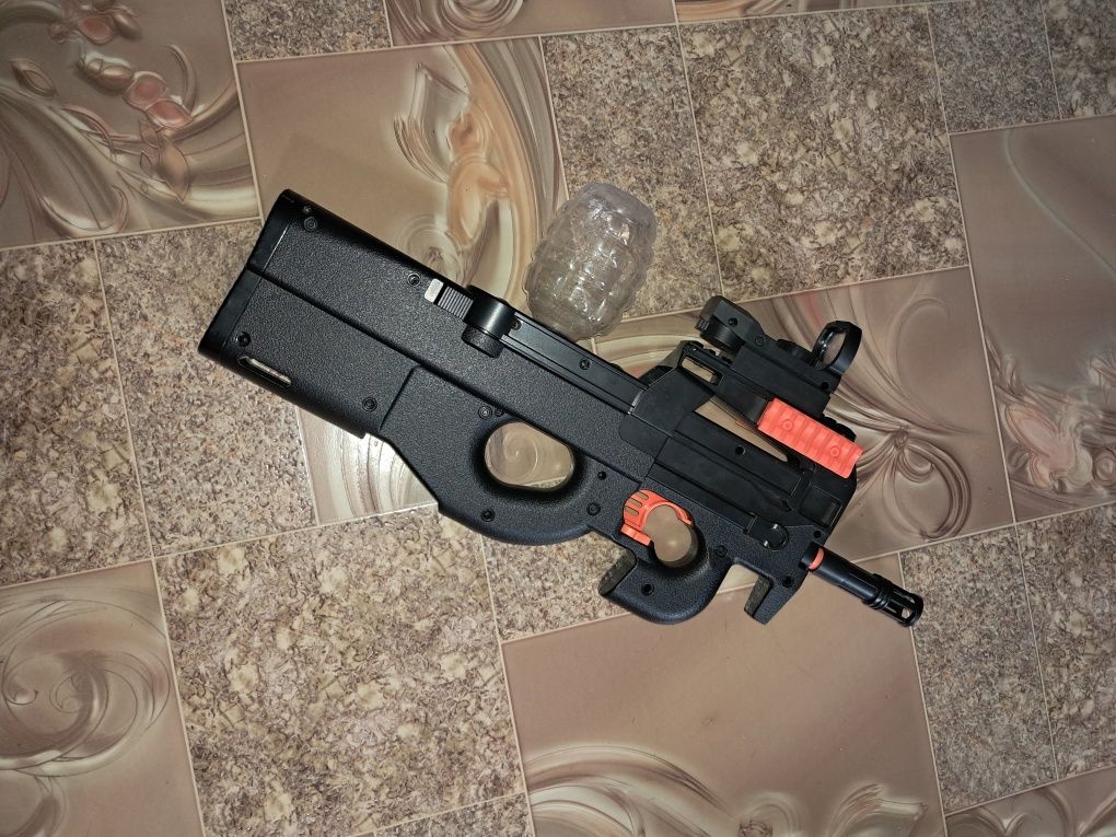 P90 GUN  автомат на арбизах