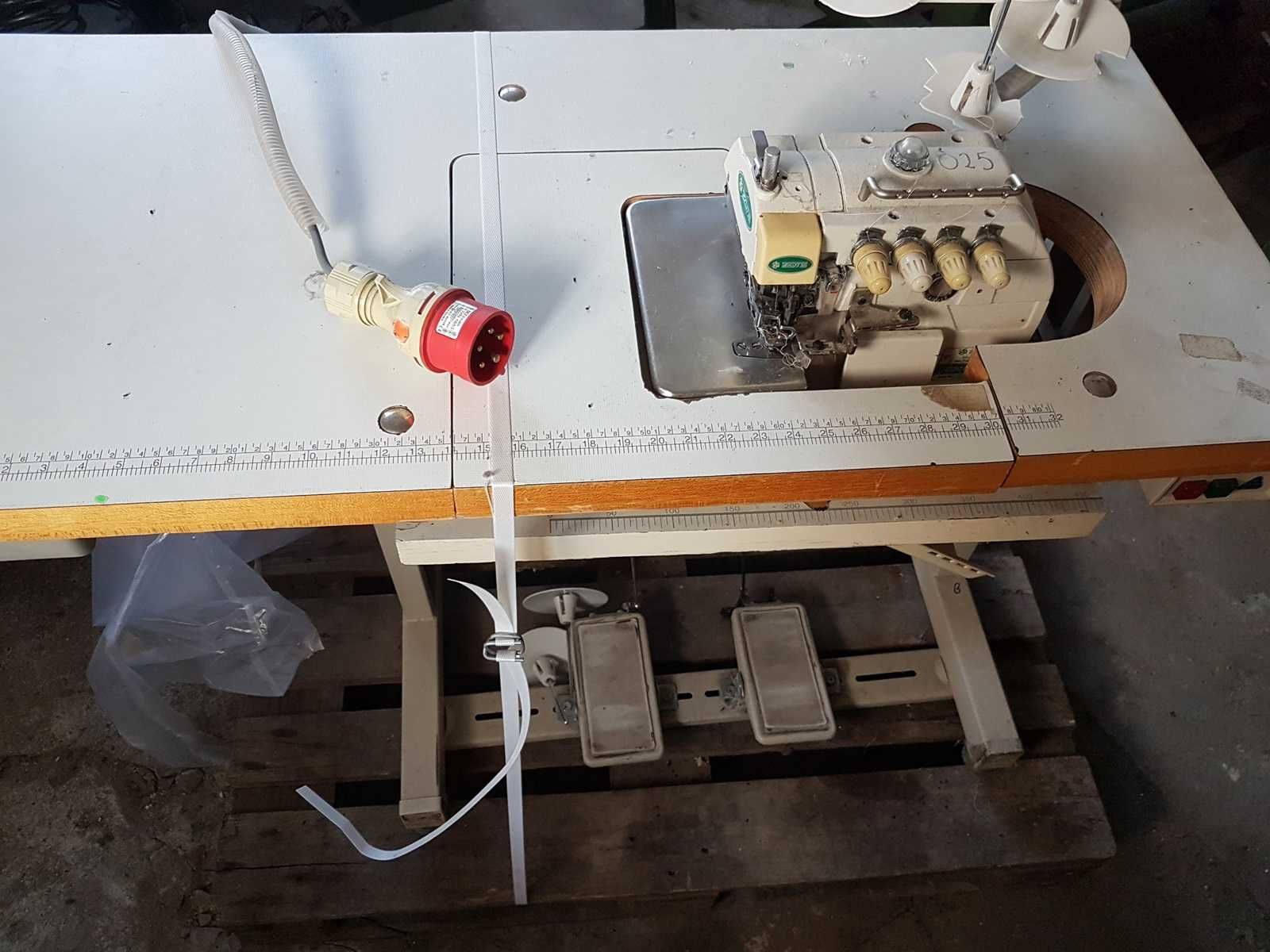 Owerlock Zoje ZJ747A Maszyna do szycia Overlock Juki