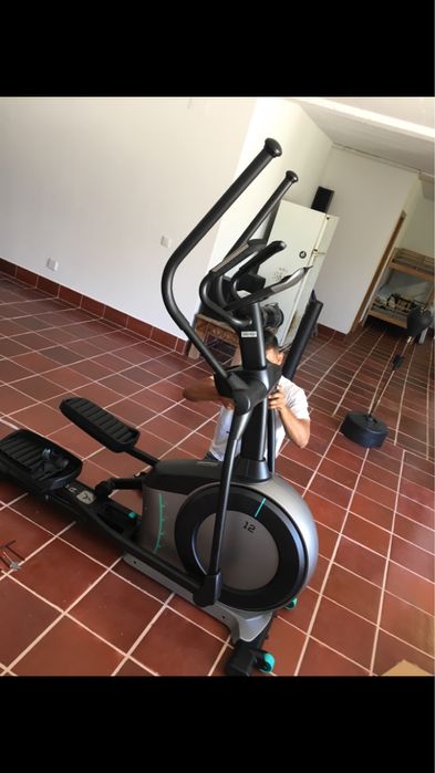 Montagens de moveis e artigos esportivos