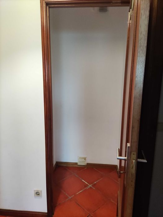 Ermesinde Arrendo T2 bom localizado de transporte público