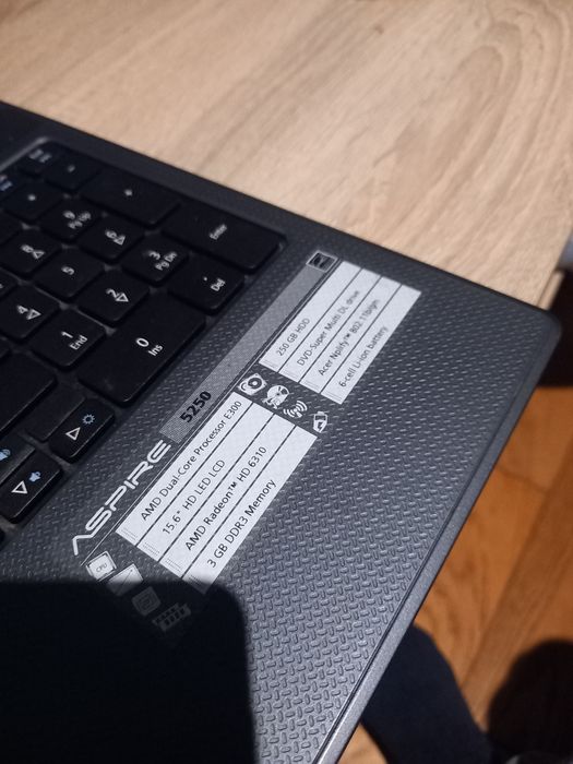 Laptop Acer 5220 sprawny