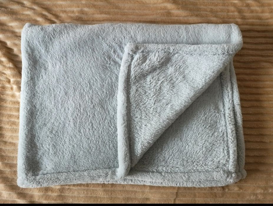 Organizer i kocyk niemowlęcy