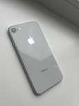 IPhone 8 64GB, в идеальном состоянии