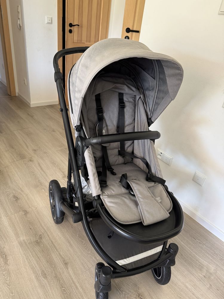 Wozek  spacerowka Smile 3 Britax gondola
