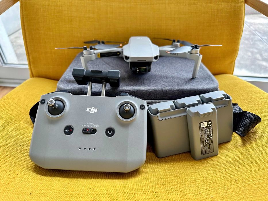 DJI Mini 2 Fly More Combo + extras