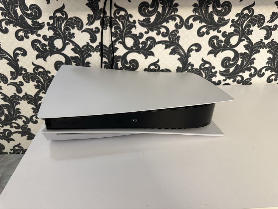 Продам ps5 с дисководом