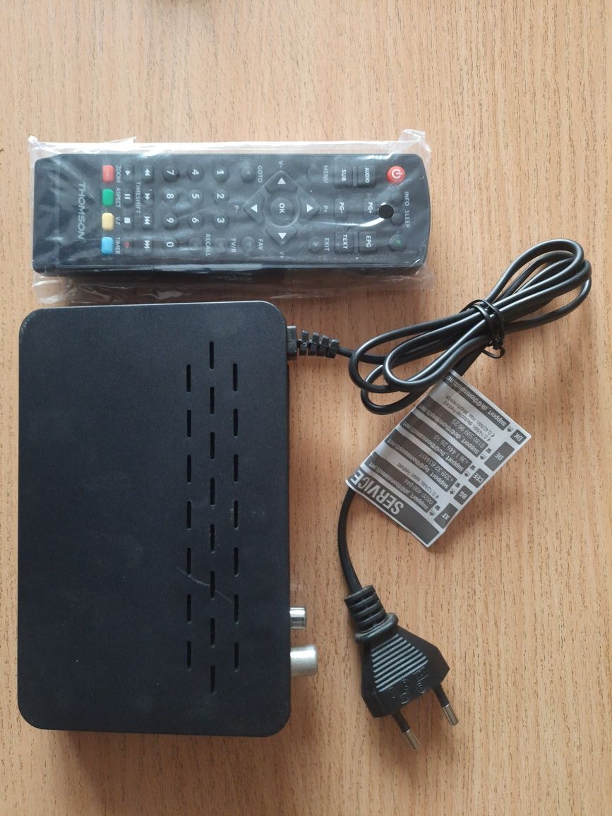 Dekoder Dvbt2 THOMSON tht808