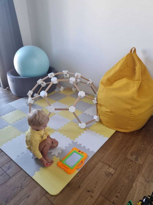 Дитячий дерев’яний тренажер “Павук” Монтессорі