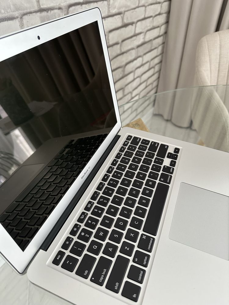 Apple MacBook Air 13 "2017