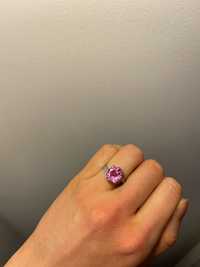 Piękny pierścionek różowy kamień syntetyczny r 11