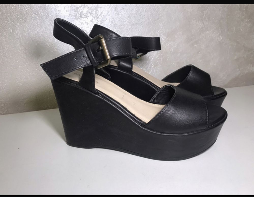 Czarne koturny platforma sandały forever 21