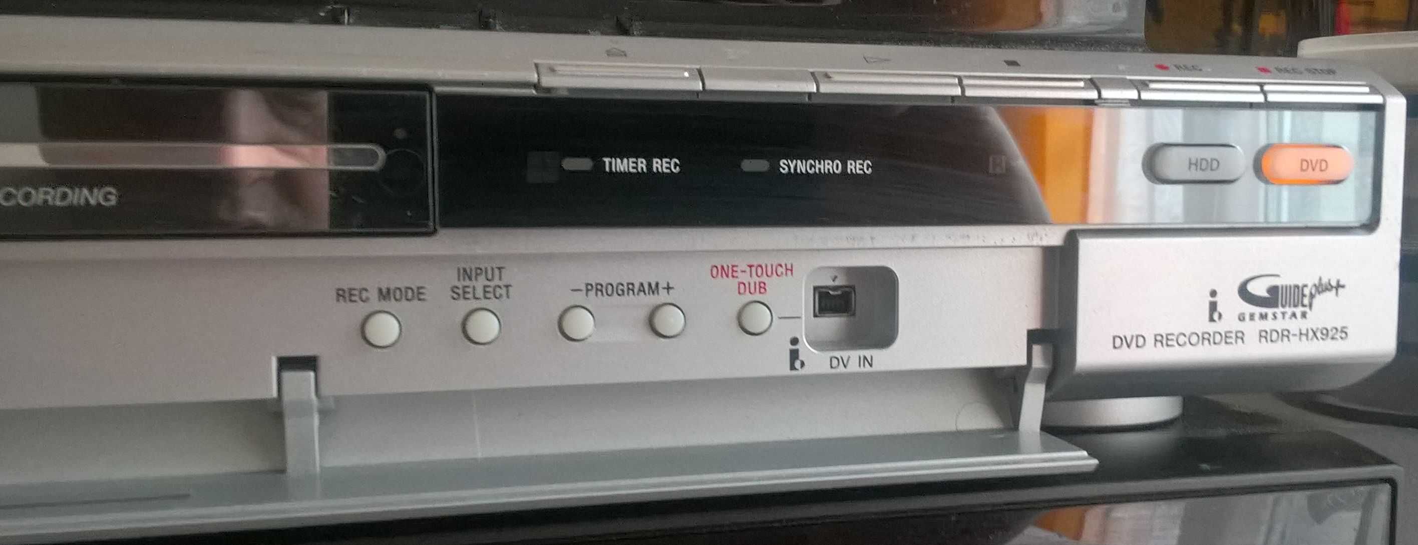 Nagrywarka Sony RDR-HX925 uszkodzona